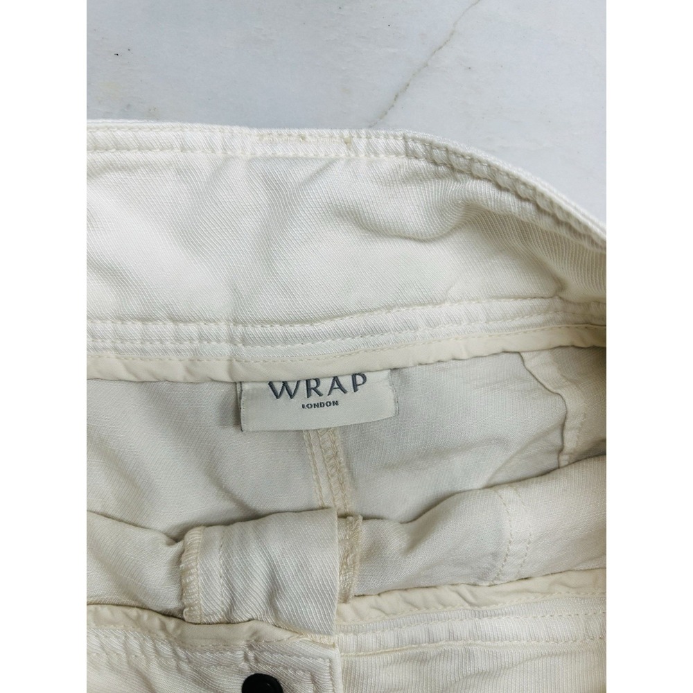 Wrap London Shorts Contrast-fabric shorts TENCEL™ lyocell & linen - Picture 10 of 13
